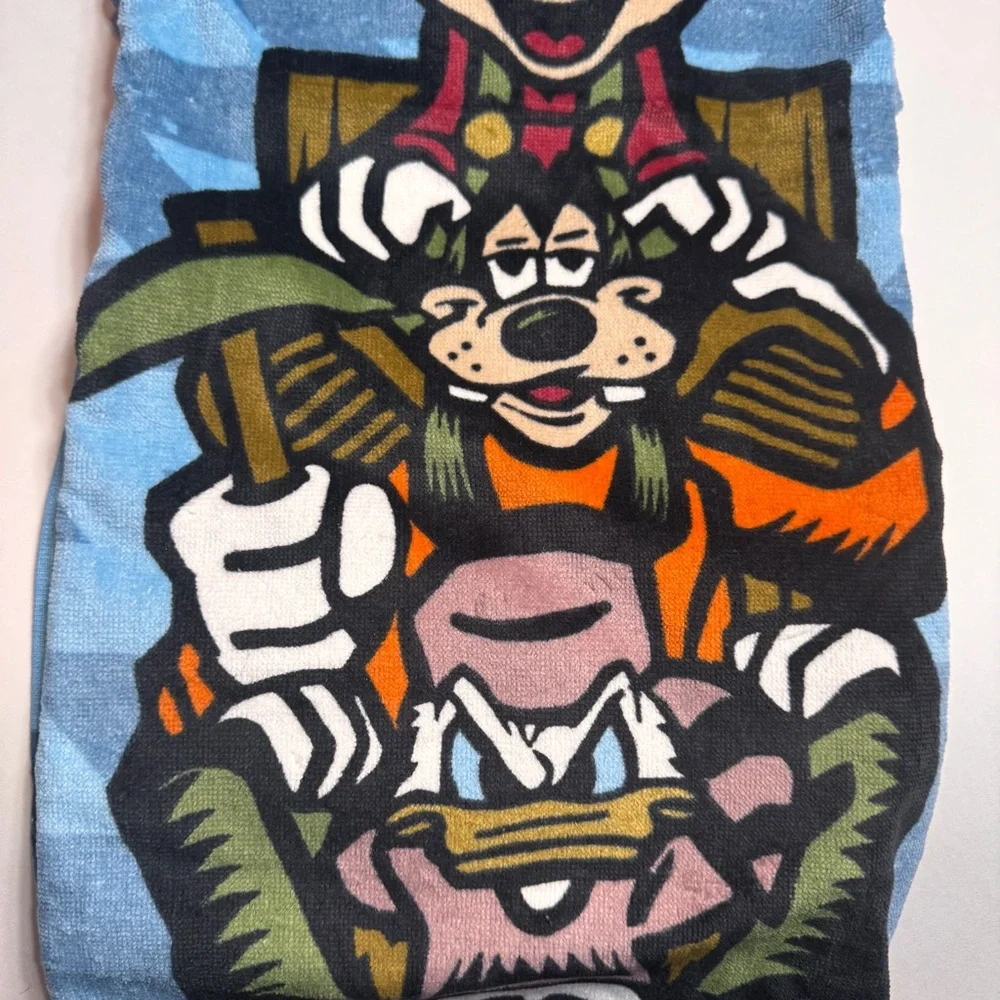 Disney Beach Towel Wilderness Lodge Resort Totem Pole with Blue background